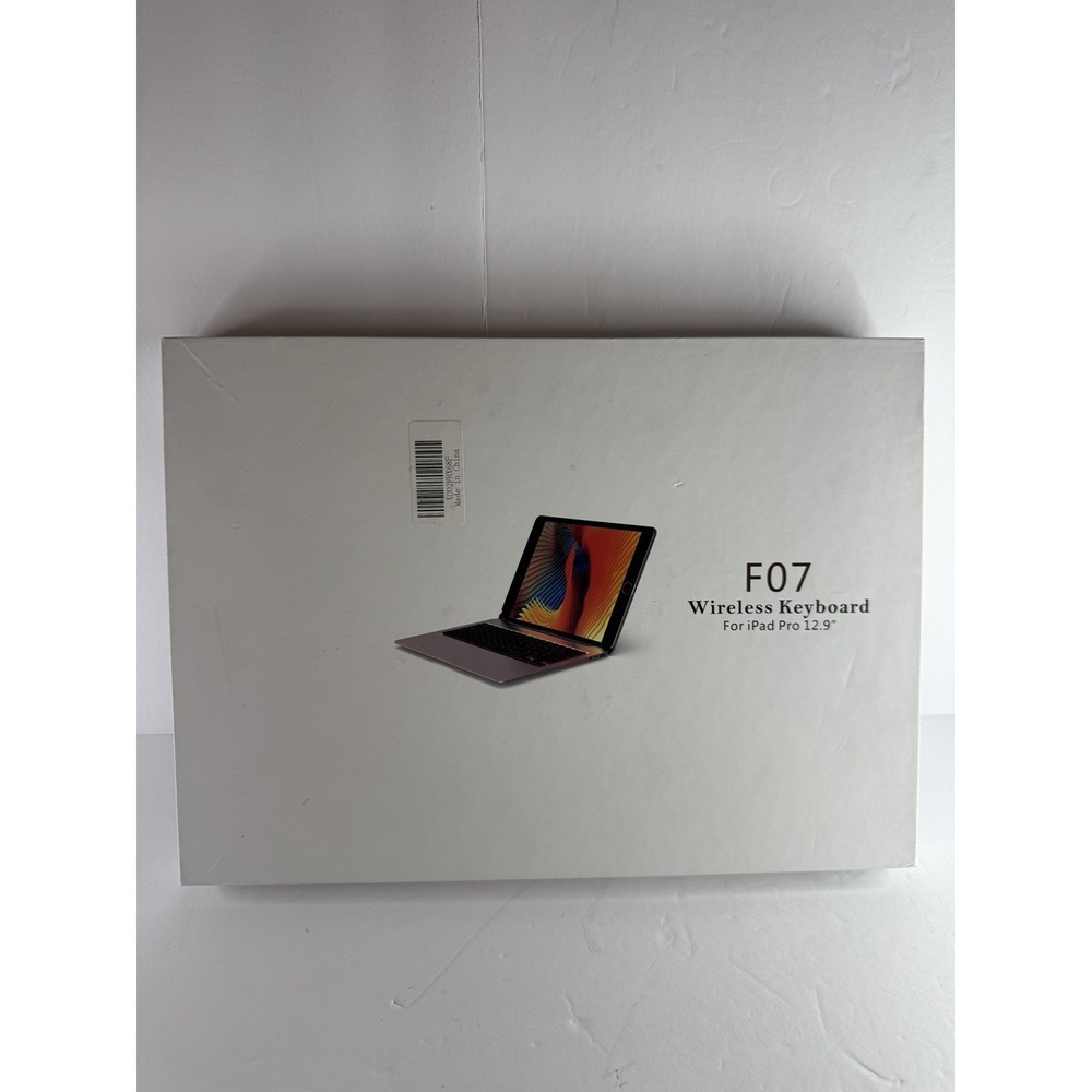 iPad Pro 12.9" 3rd Gen Wireless keyboard Green Back Lit Keys - (Used & TESTED)